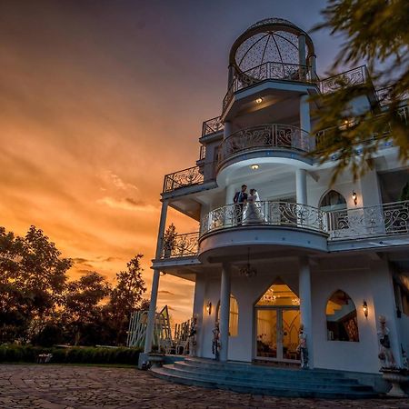 Bliss Bed And Breakfast Yuchi Exterior foto